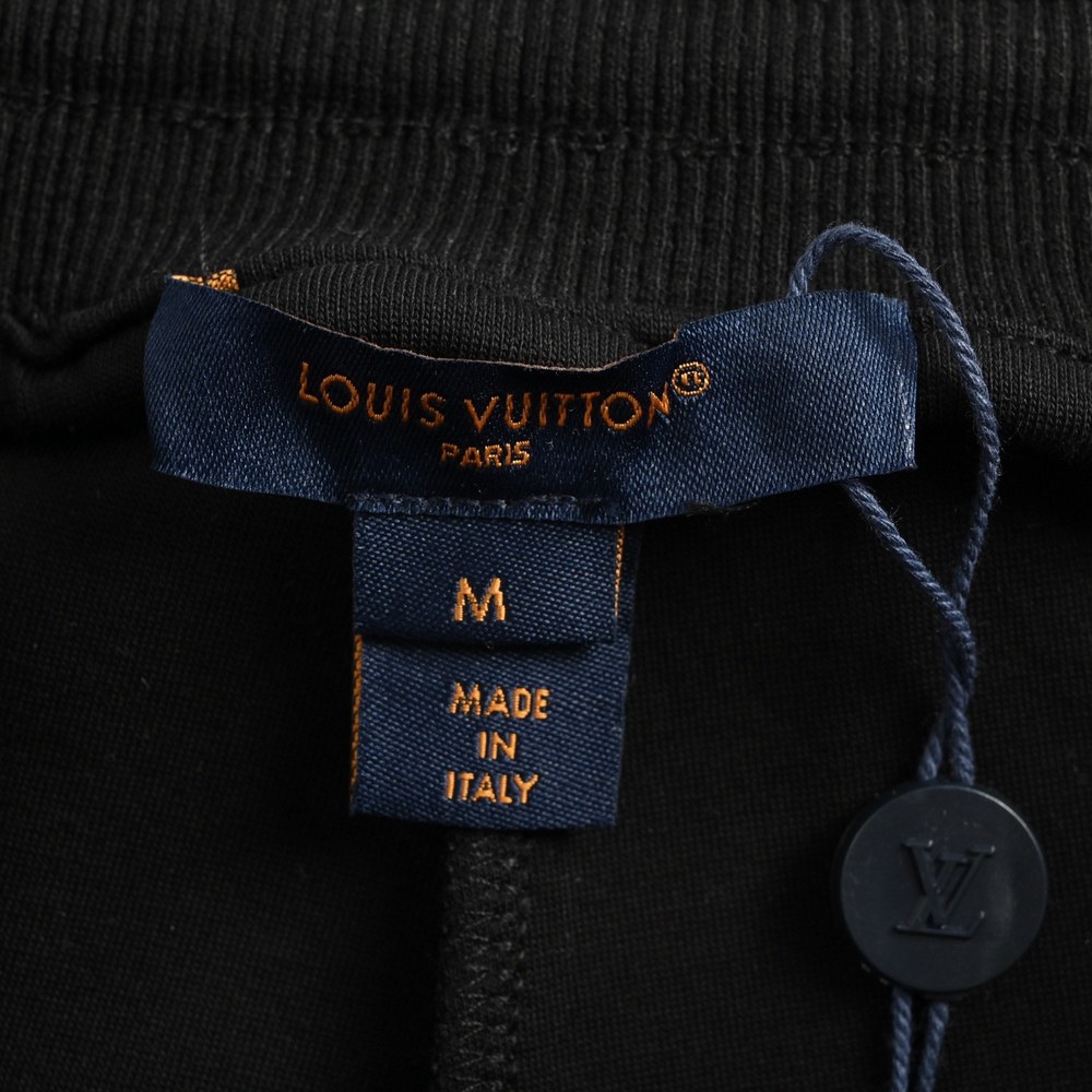 LV Hoody-024