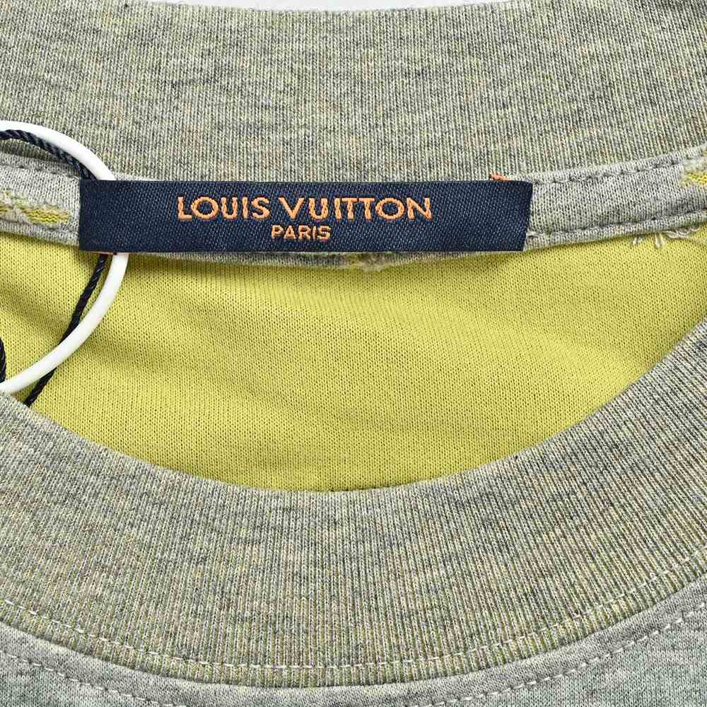 LV T-shirts-2761