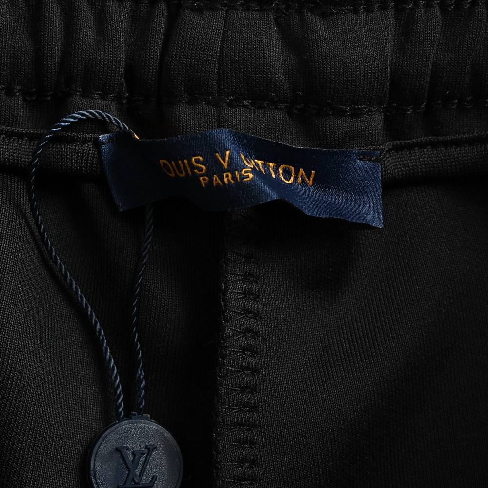 LV Shorts-303