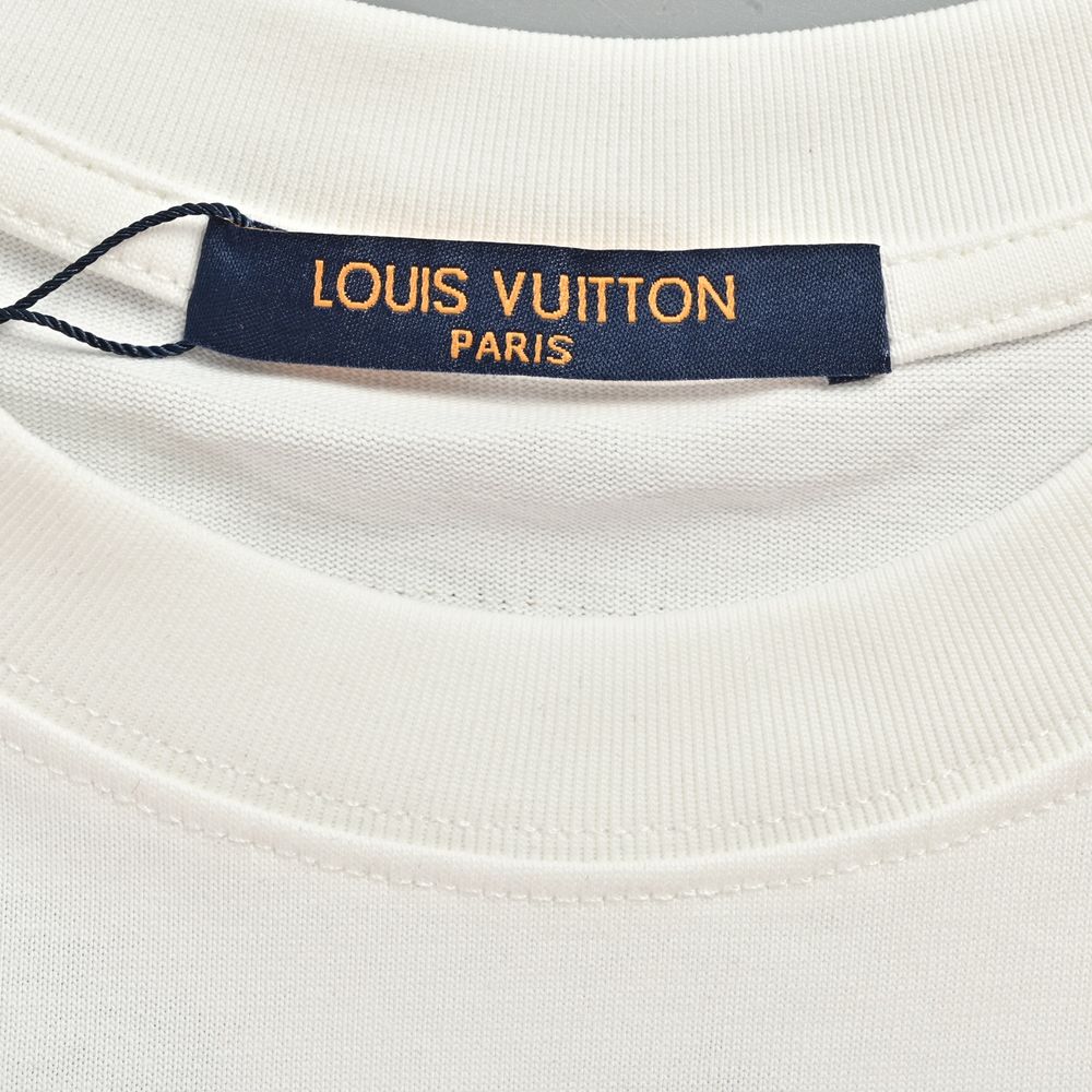 LV T-shirts-2612