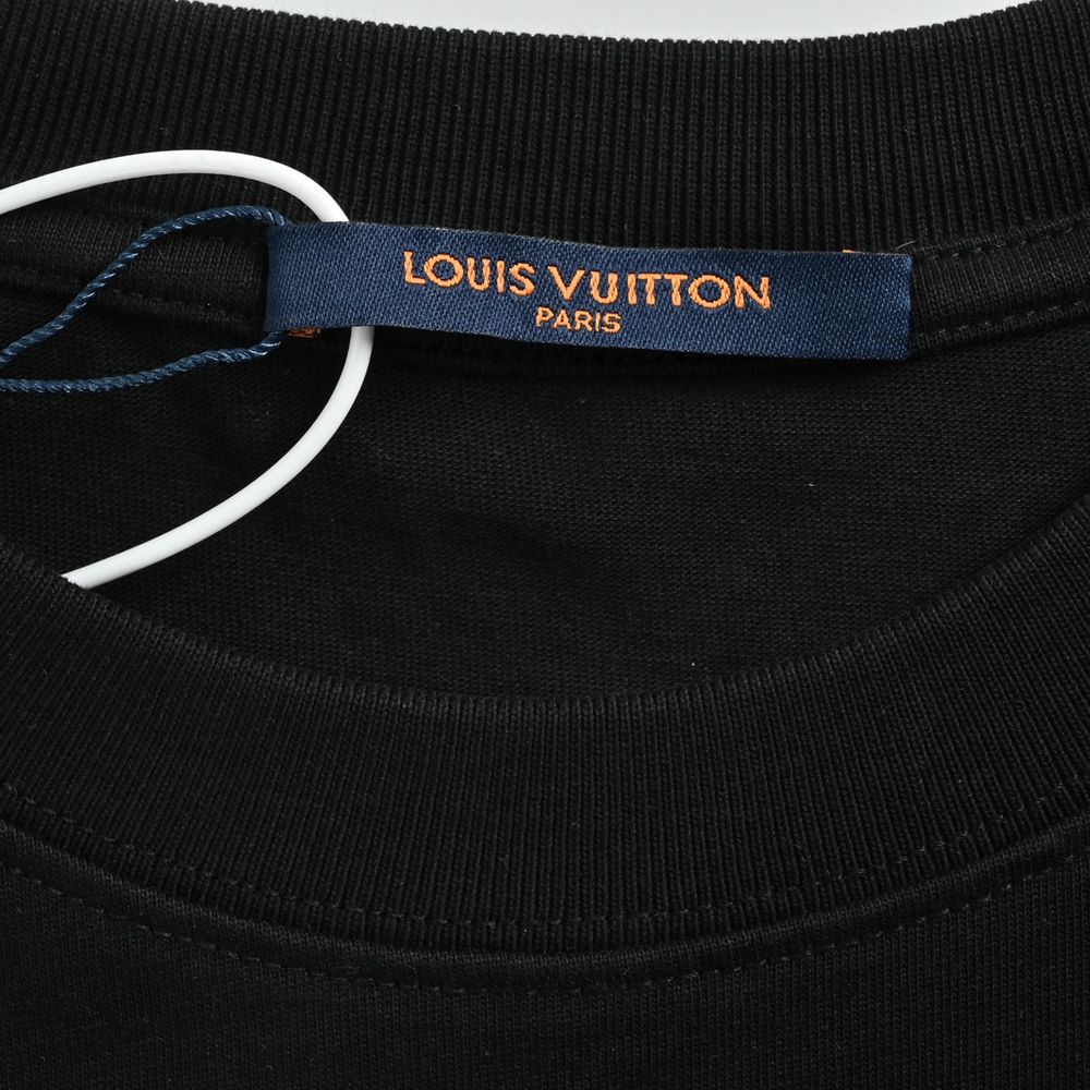 LV T-shirts-2495