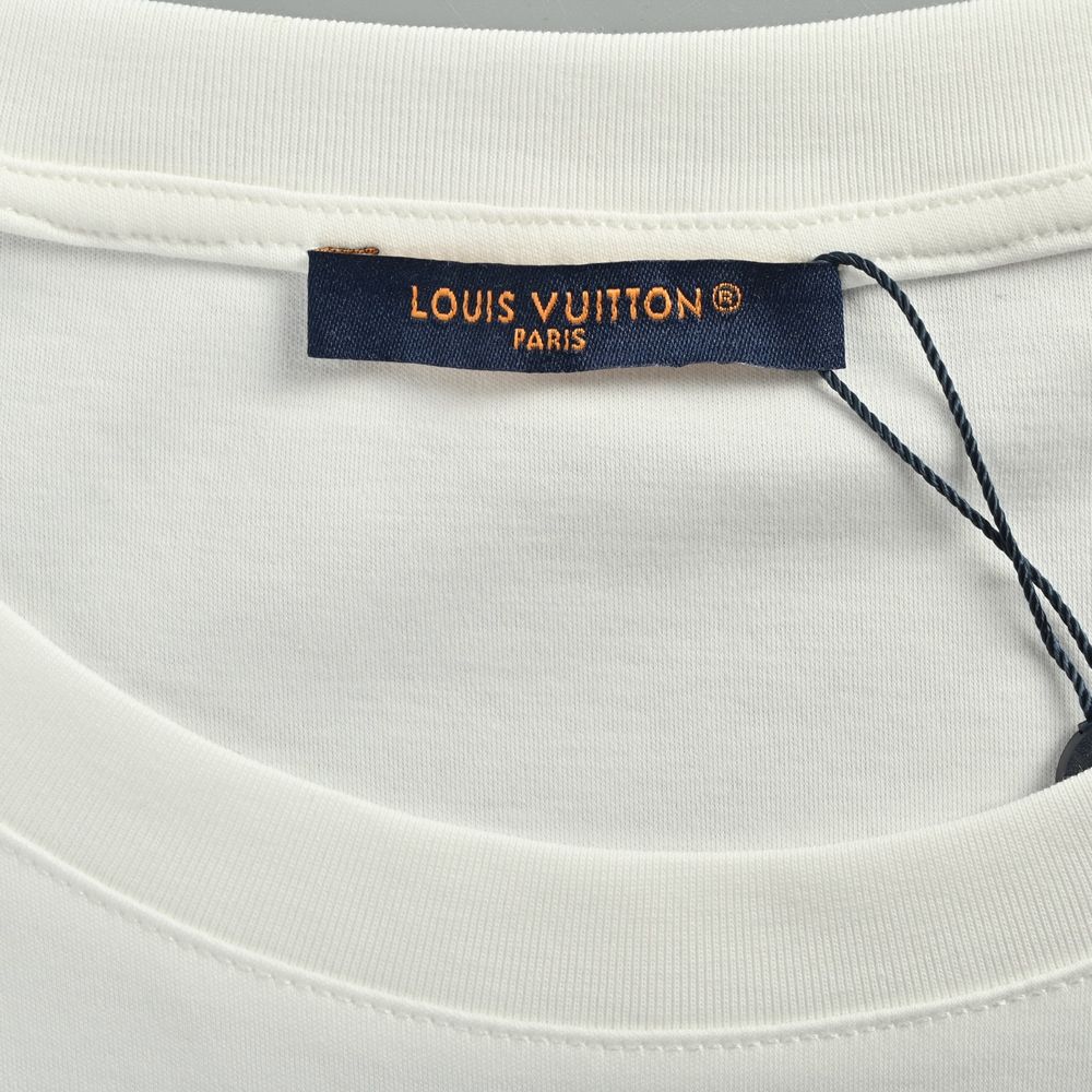 LV T-shirts-2450