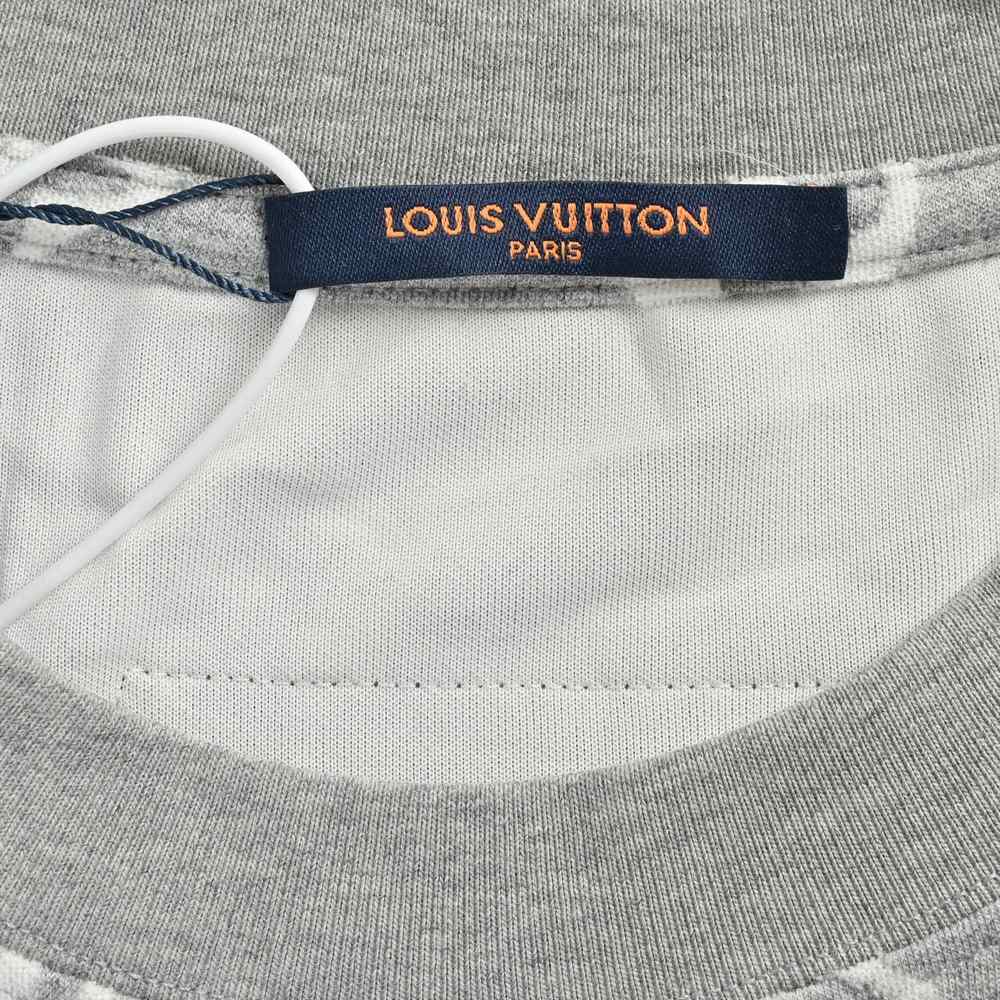 LV T-shirts-2487