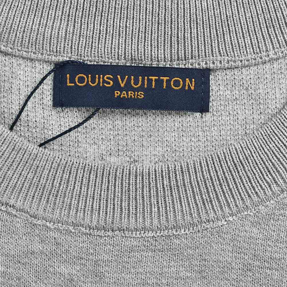LV T-shirts-2862