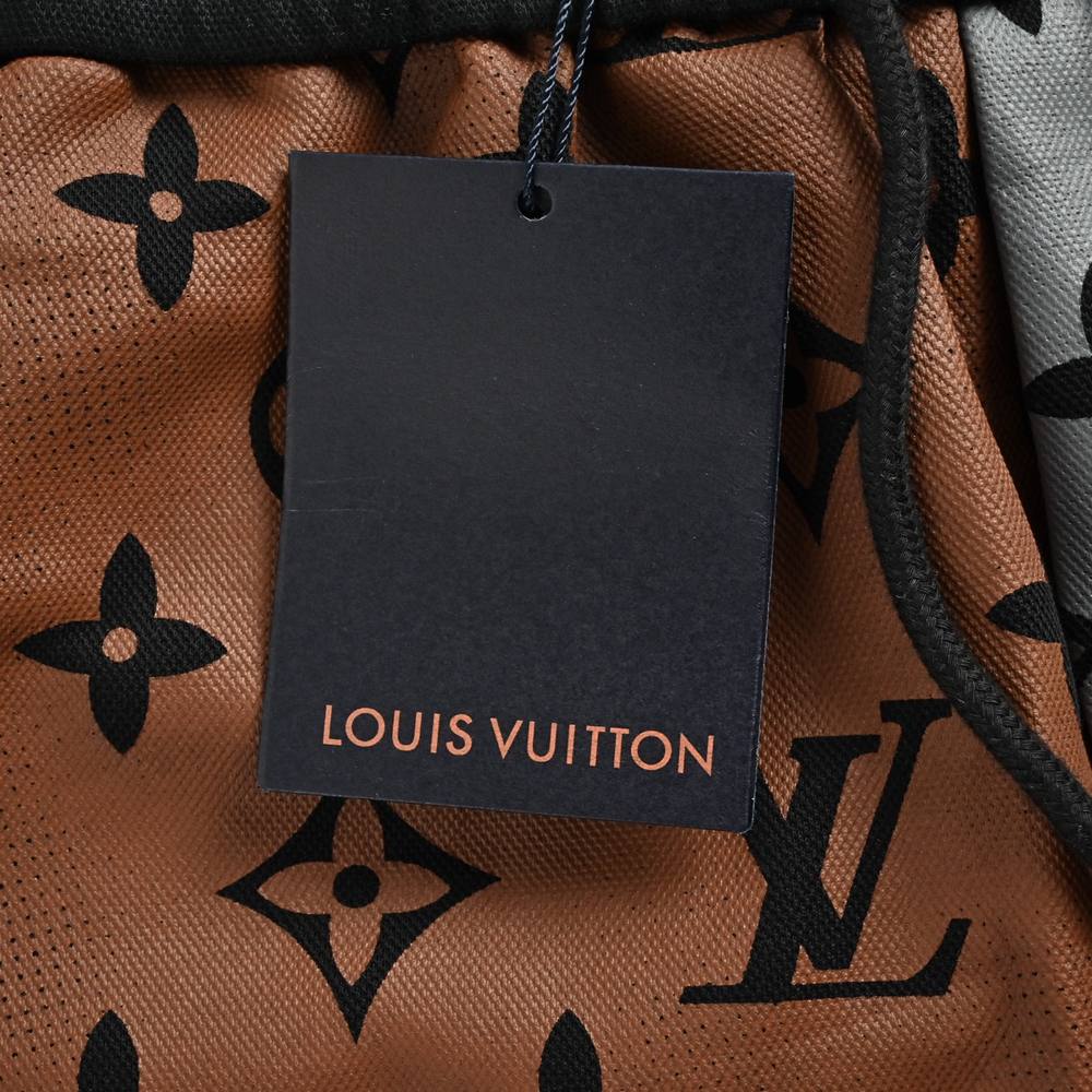 LV Shorts-330