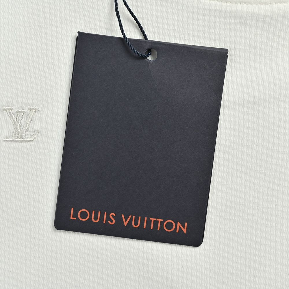 LV T-shirts-2718