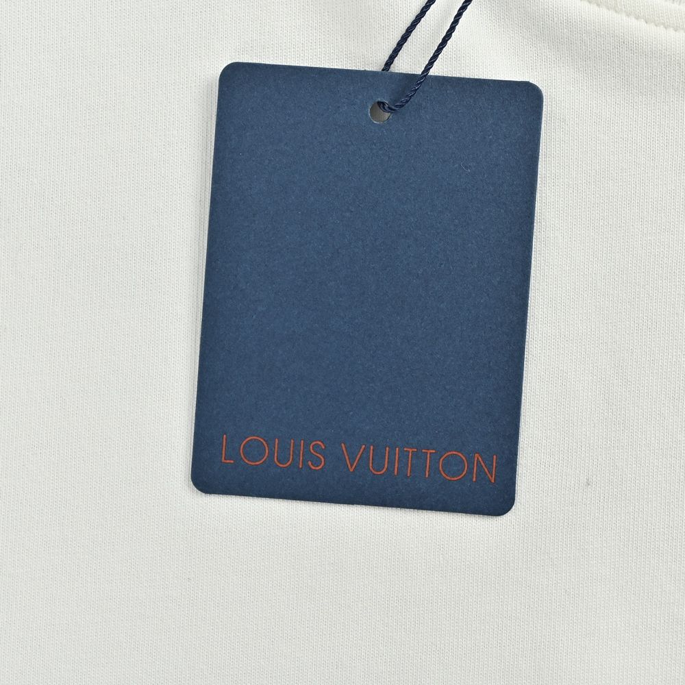 LV T-shirts-2658