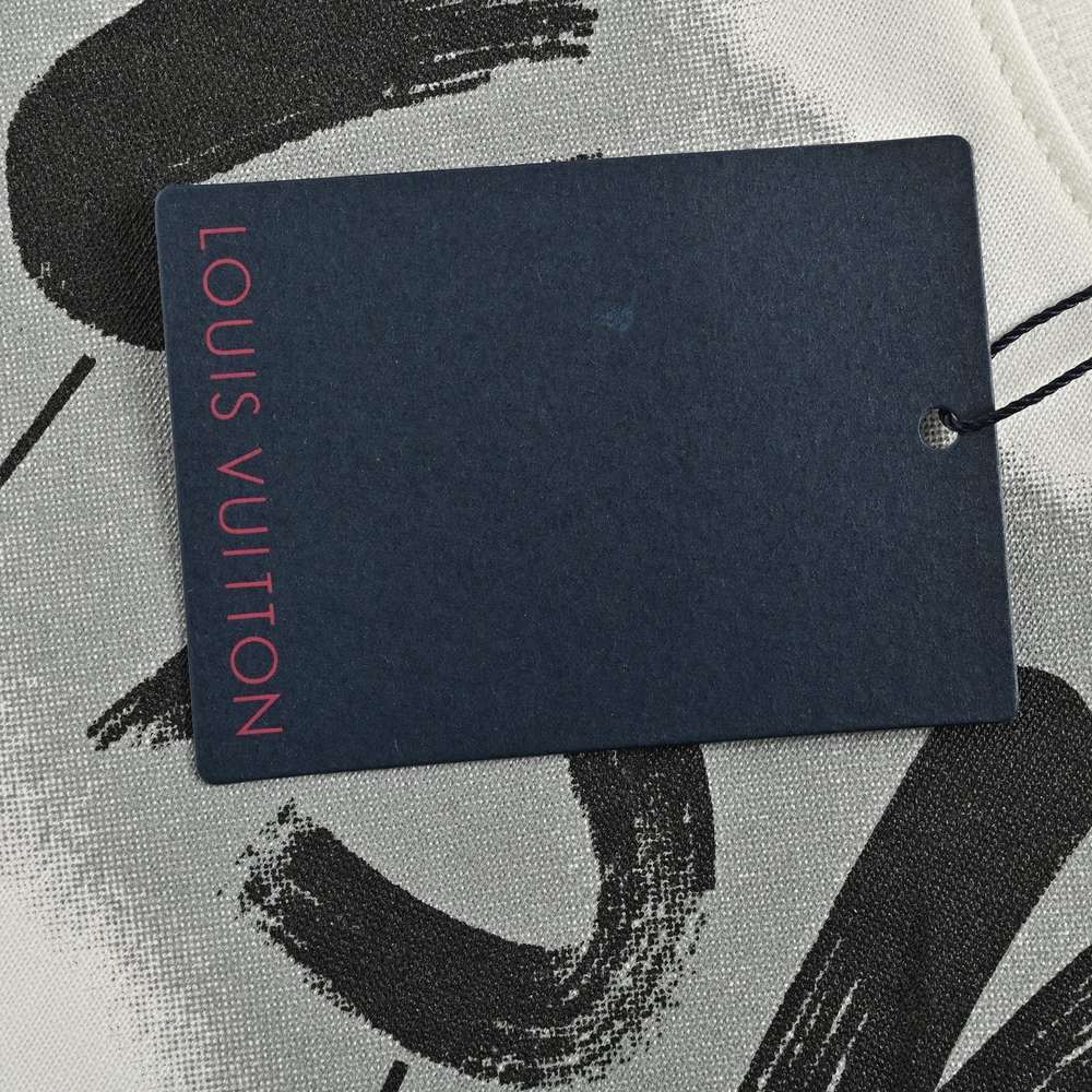 LV T-shirts-2470
