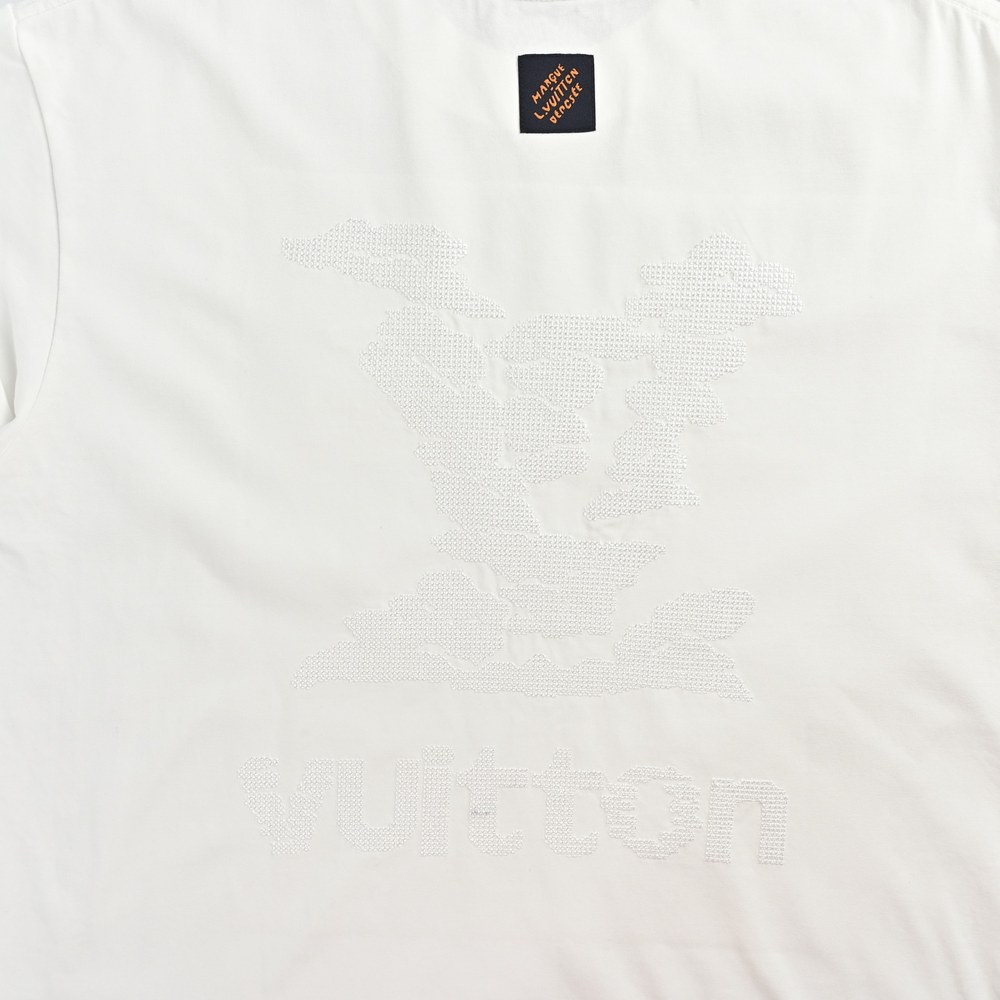 LV T-shirts-2590