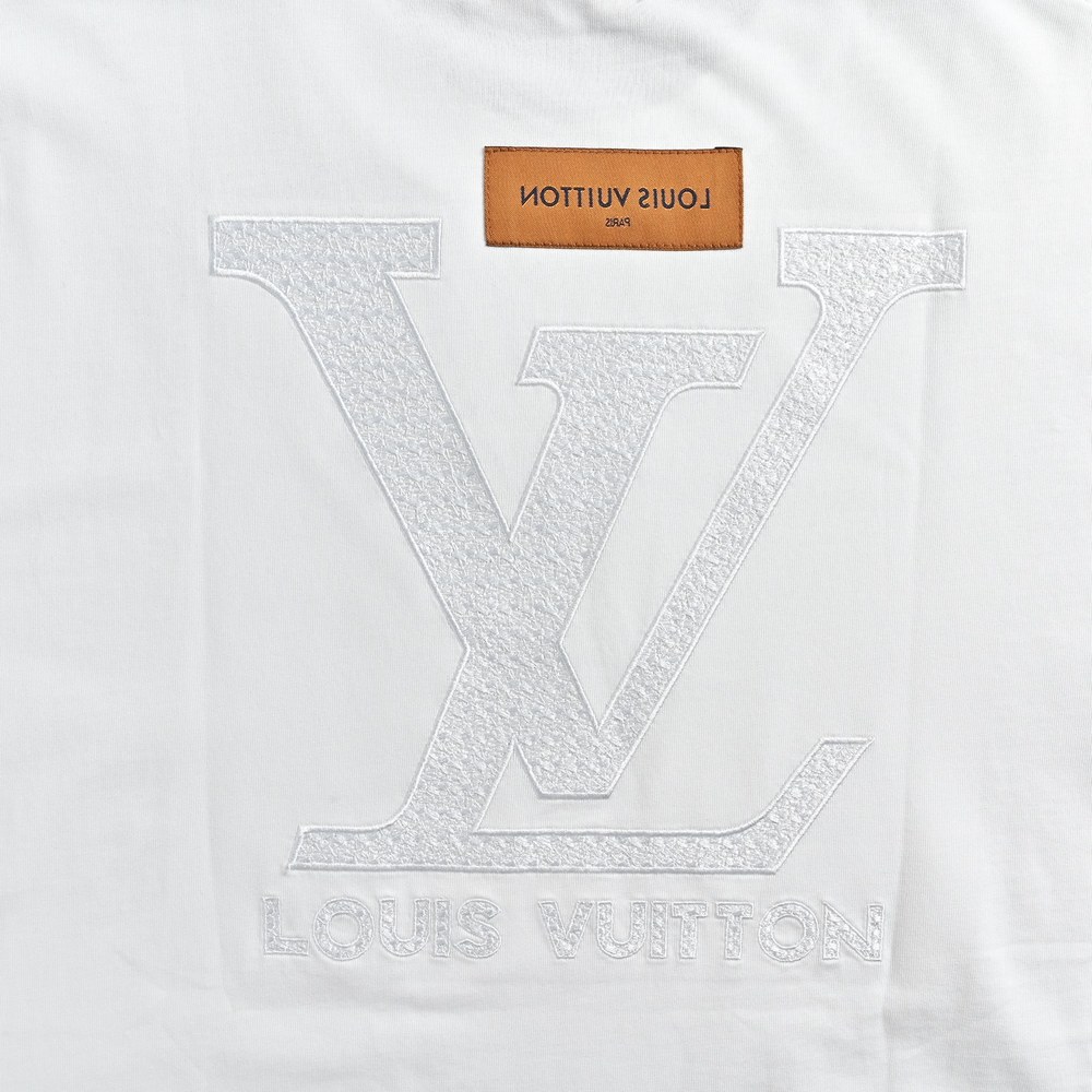 LV T-shirts-2575
