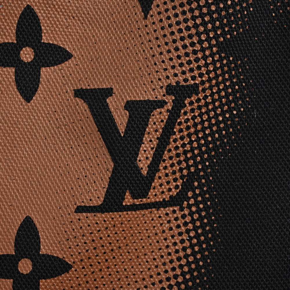 LV Shorts-330