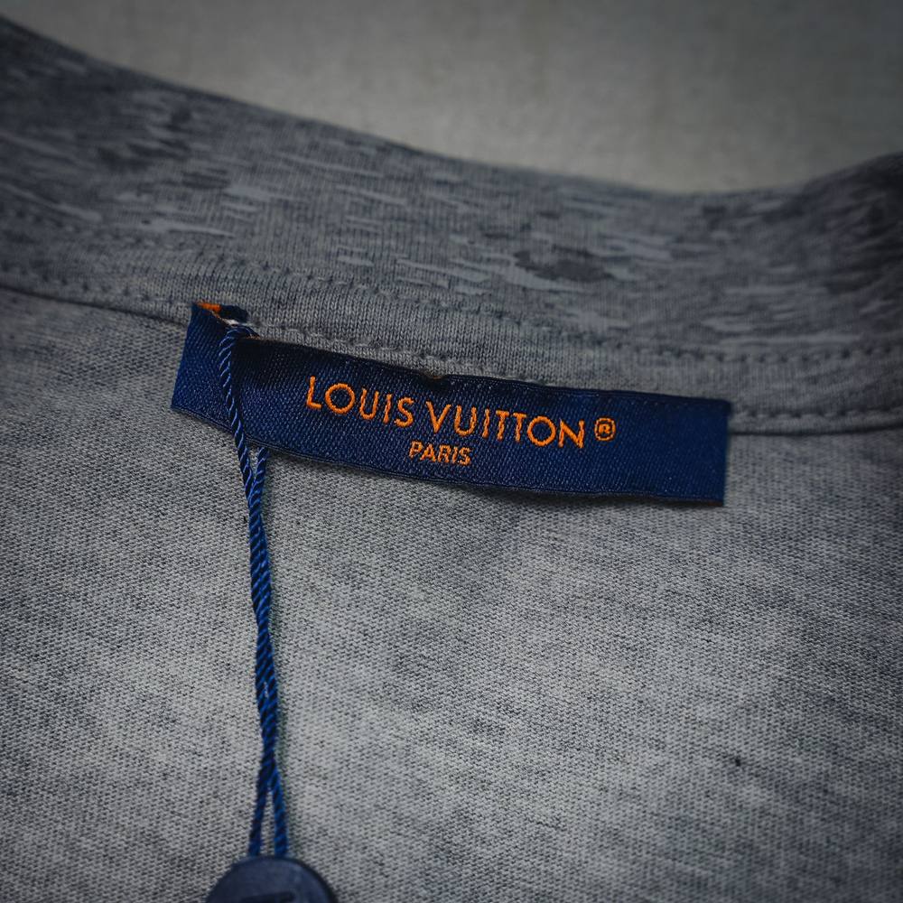 LV T-shirts-2878