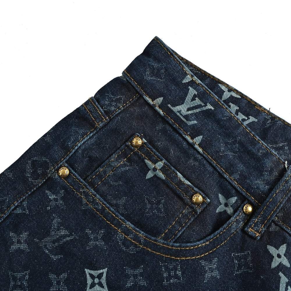 LV Shorts-376