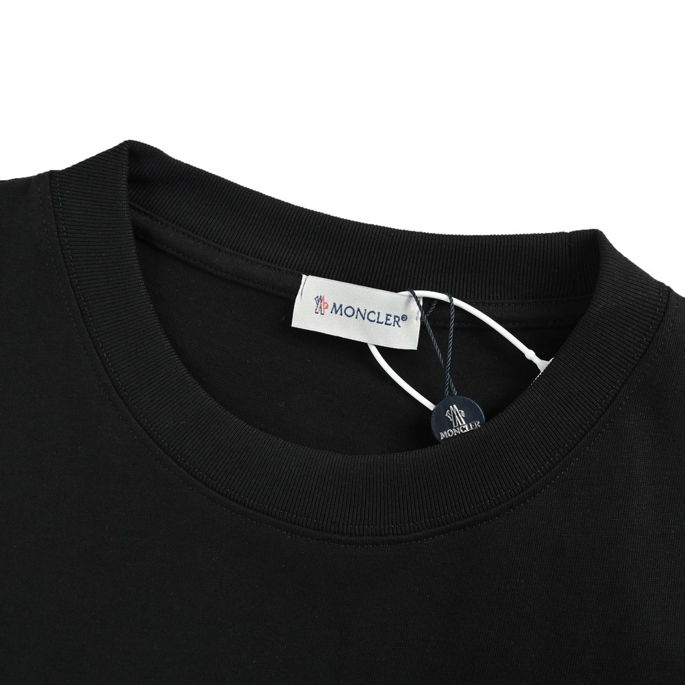 Moncler T-shirts-1045