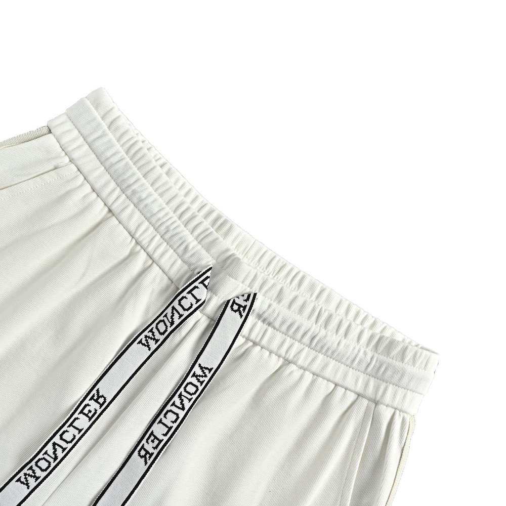 Moncler Shorts-095