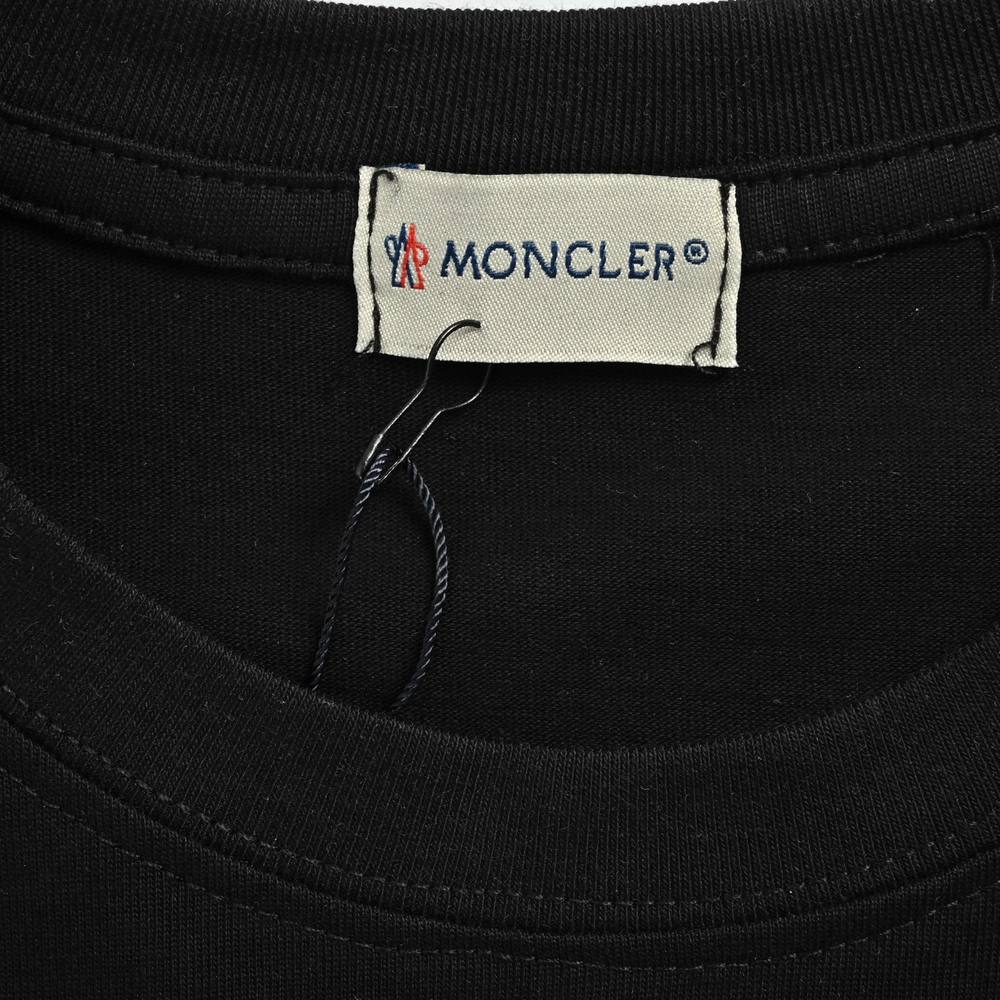 Moncler T-shirts-1065