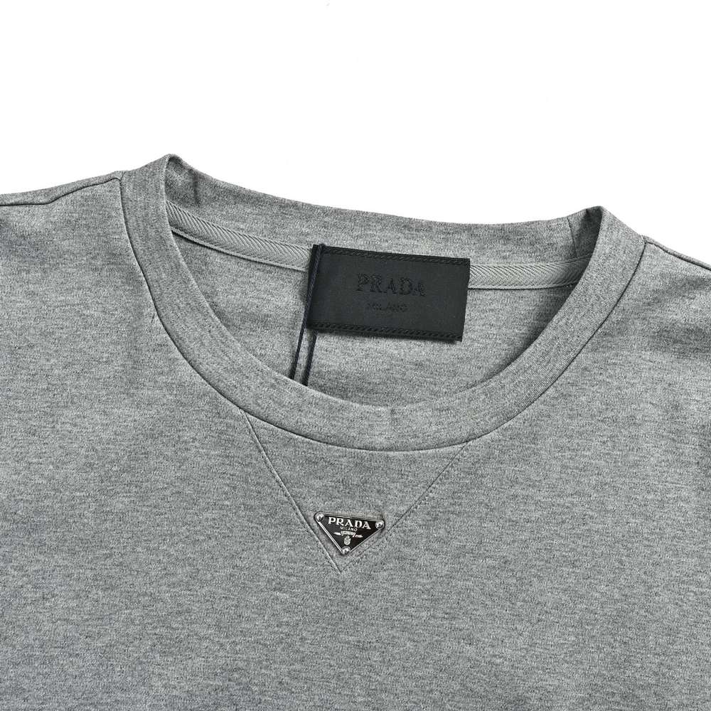 Prada T-shirts-576