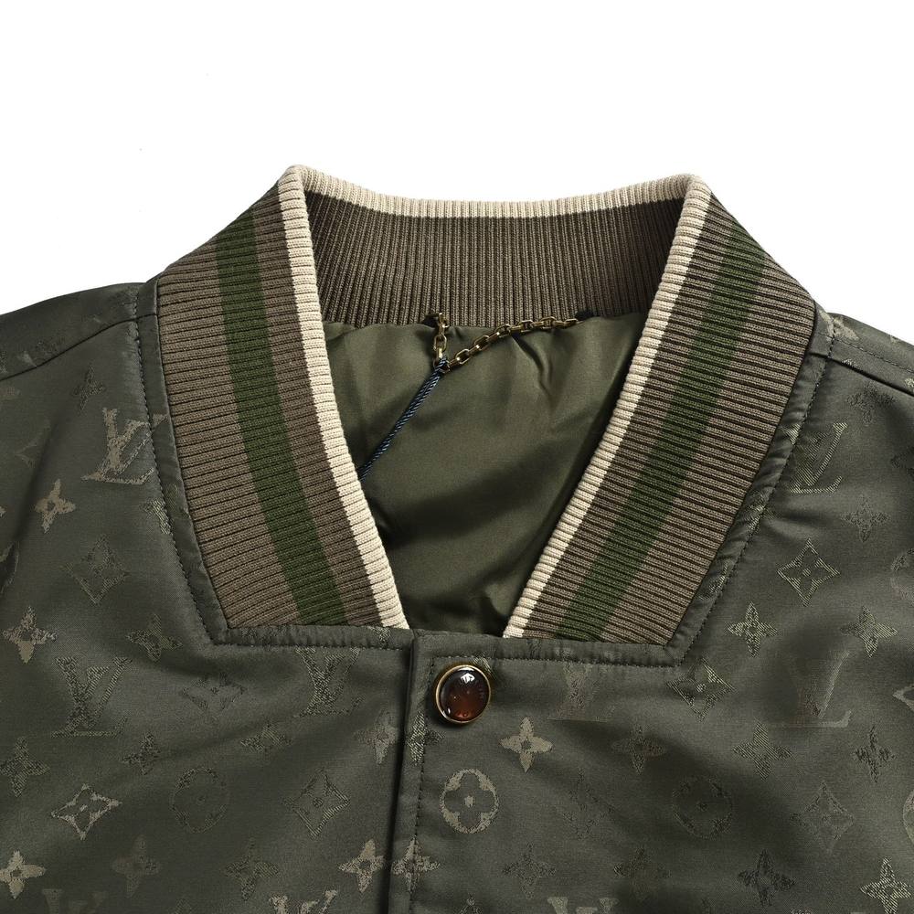 LV Jacket-261