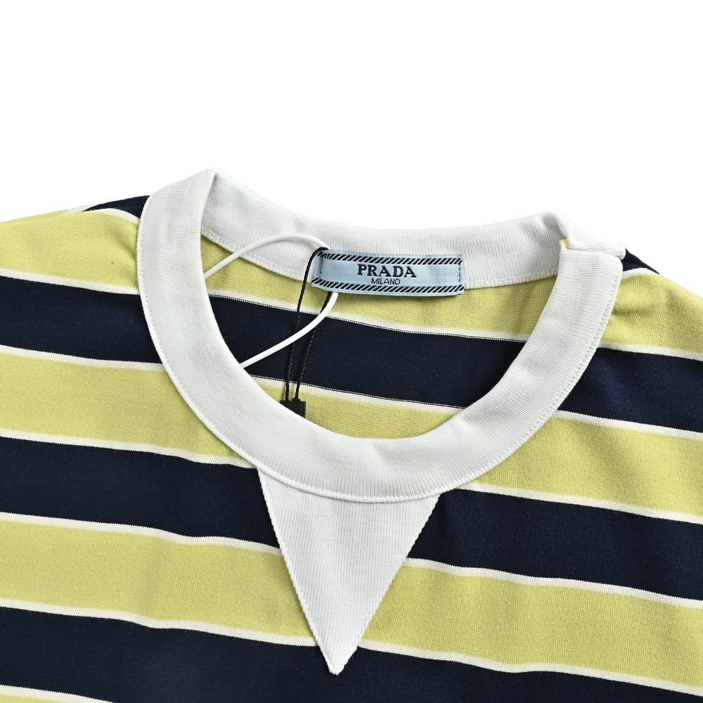 Prada T-shirts-560