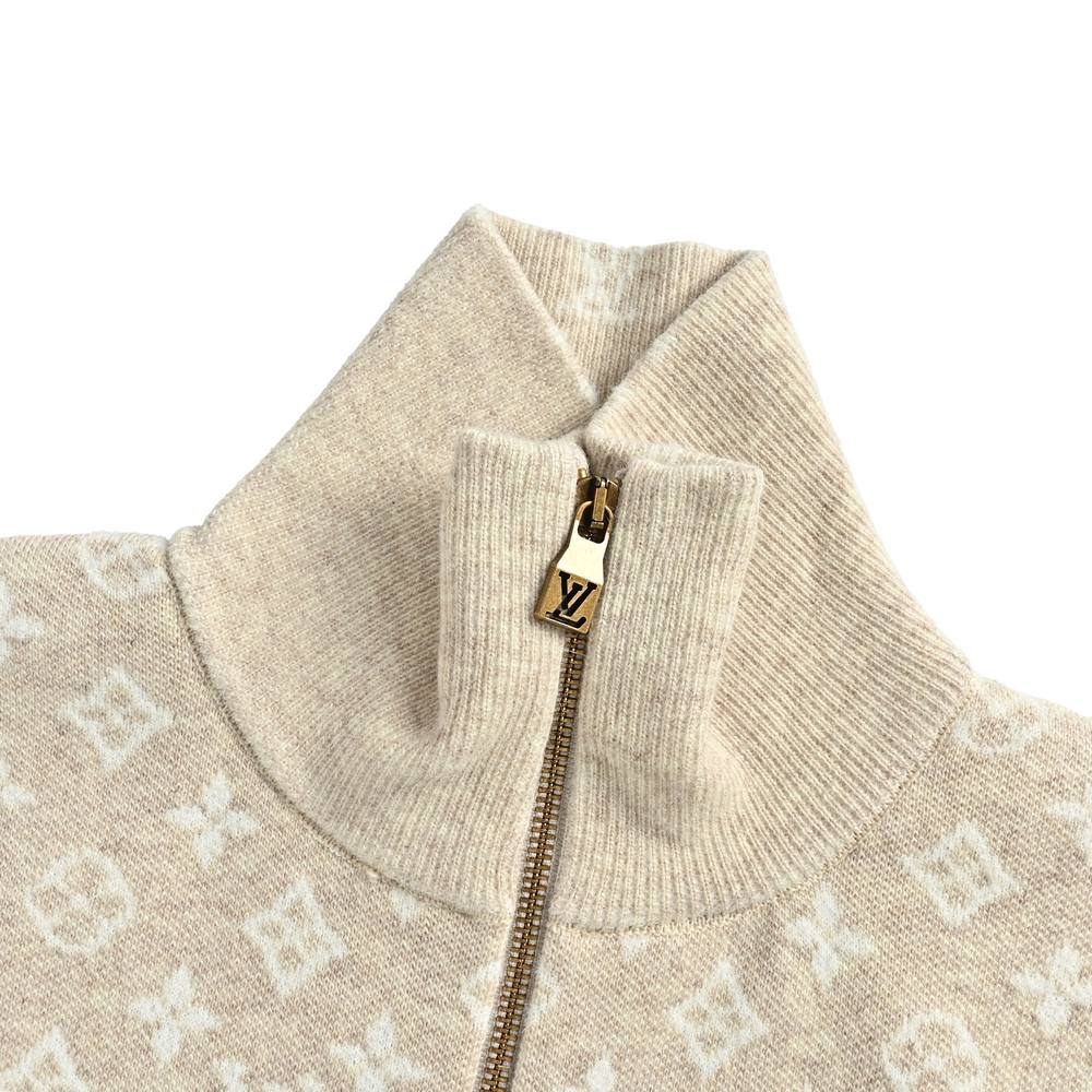 LV Sweater-487