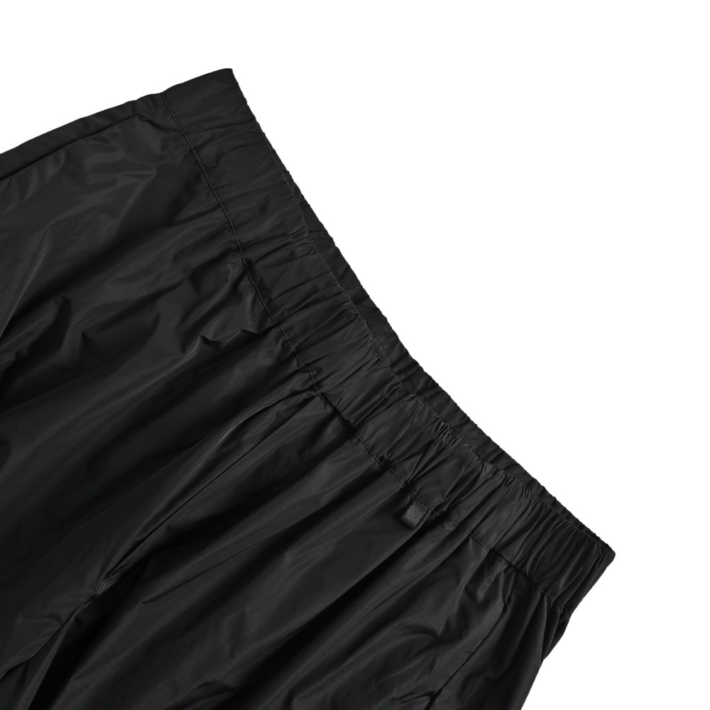 Moncler Shorts-103
