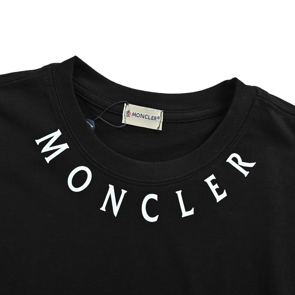 Moncler T-shirts-1067