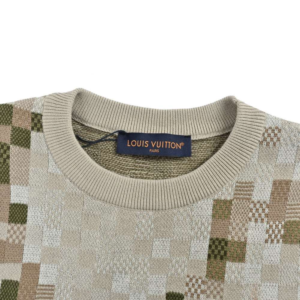 LV Sweater-476