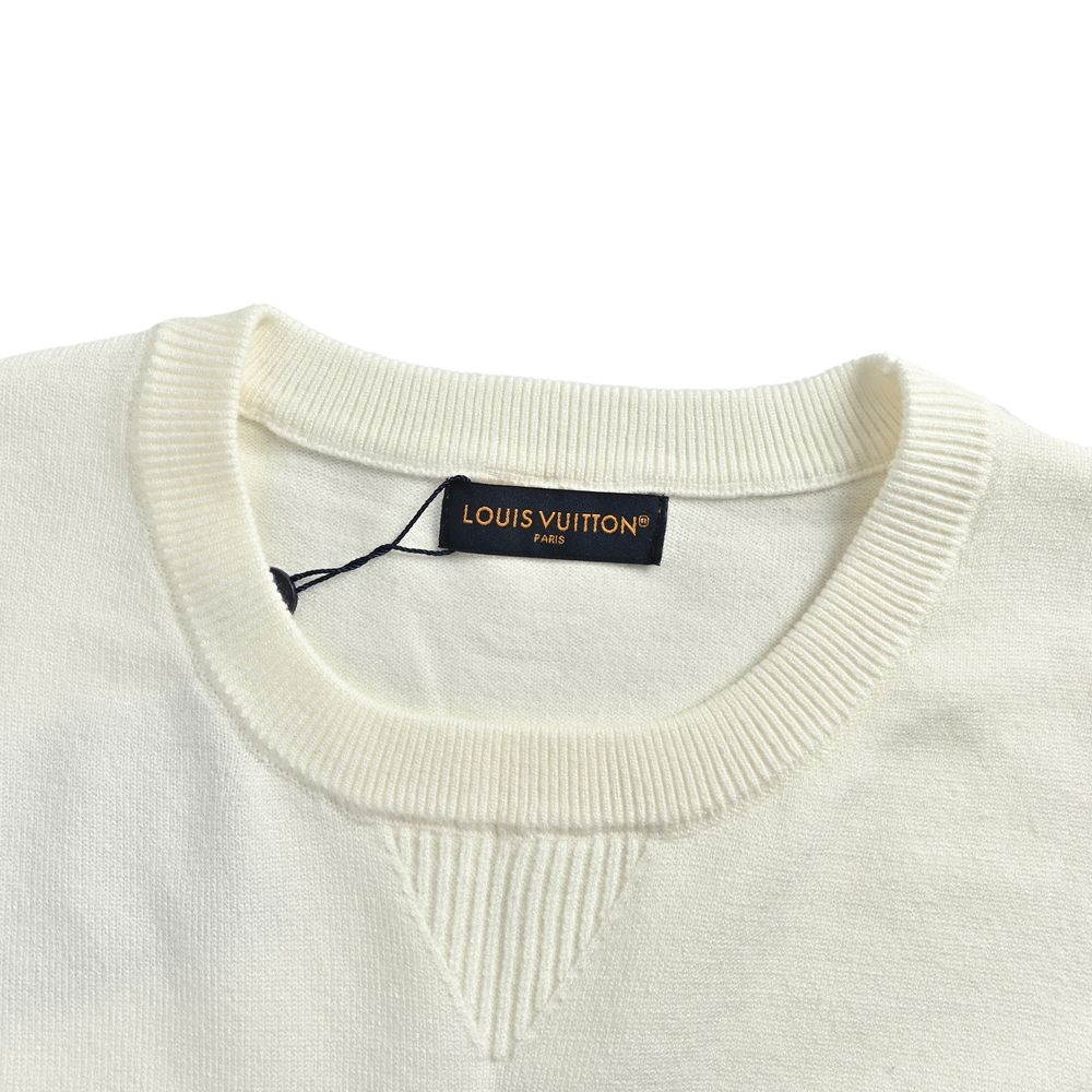 LV Sweater-483