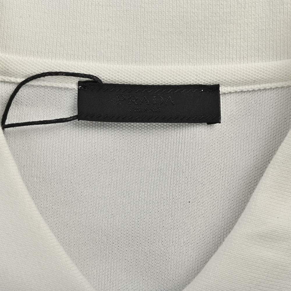 Prada Polo-014