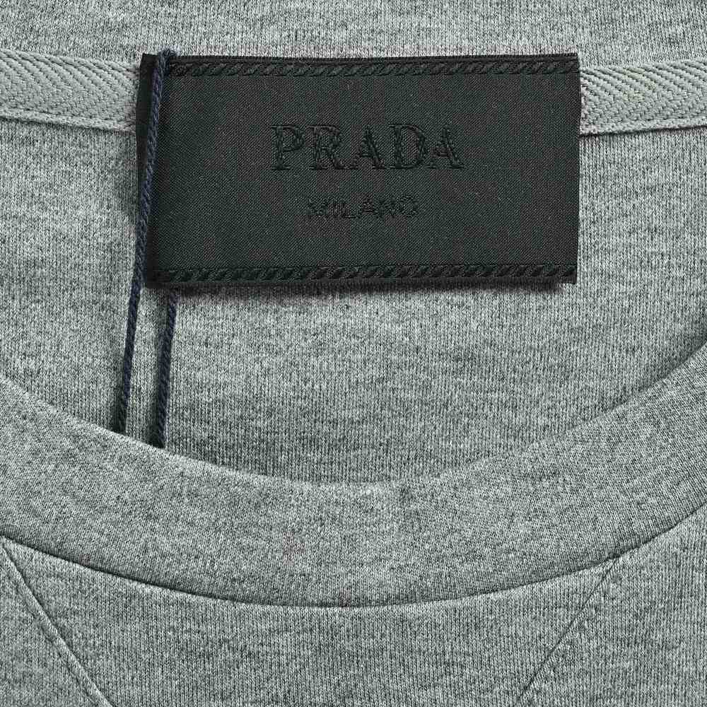 Prada T-shirts-576