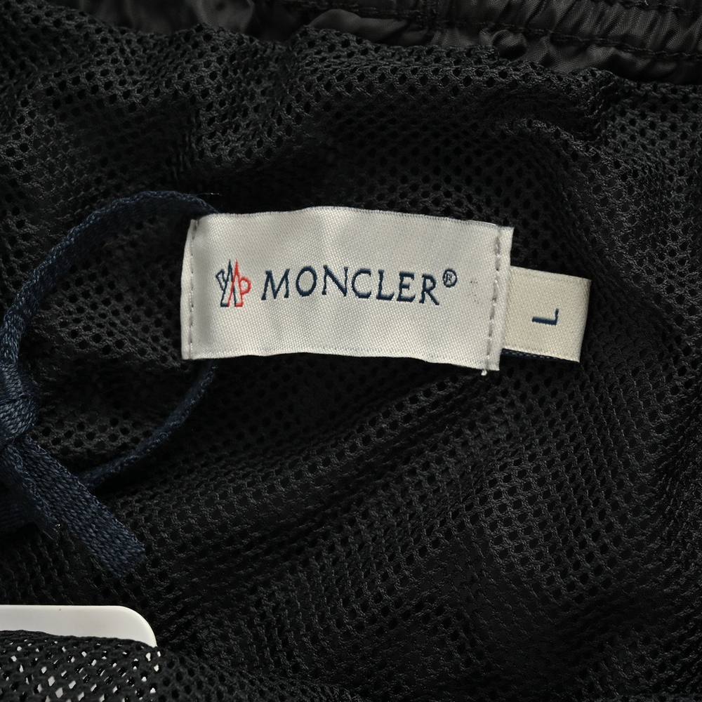 Moncler Shorts-085
