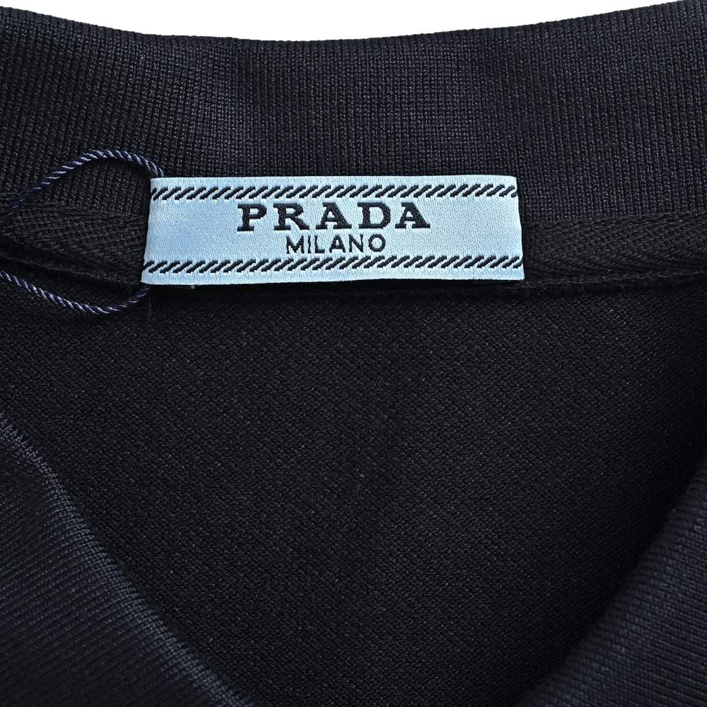 Prada Polo-021