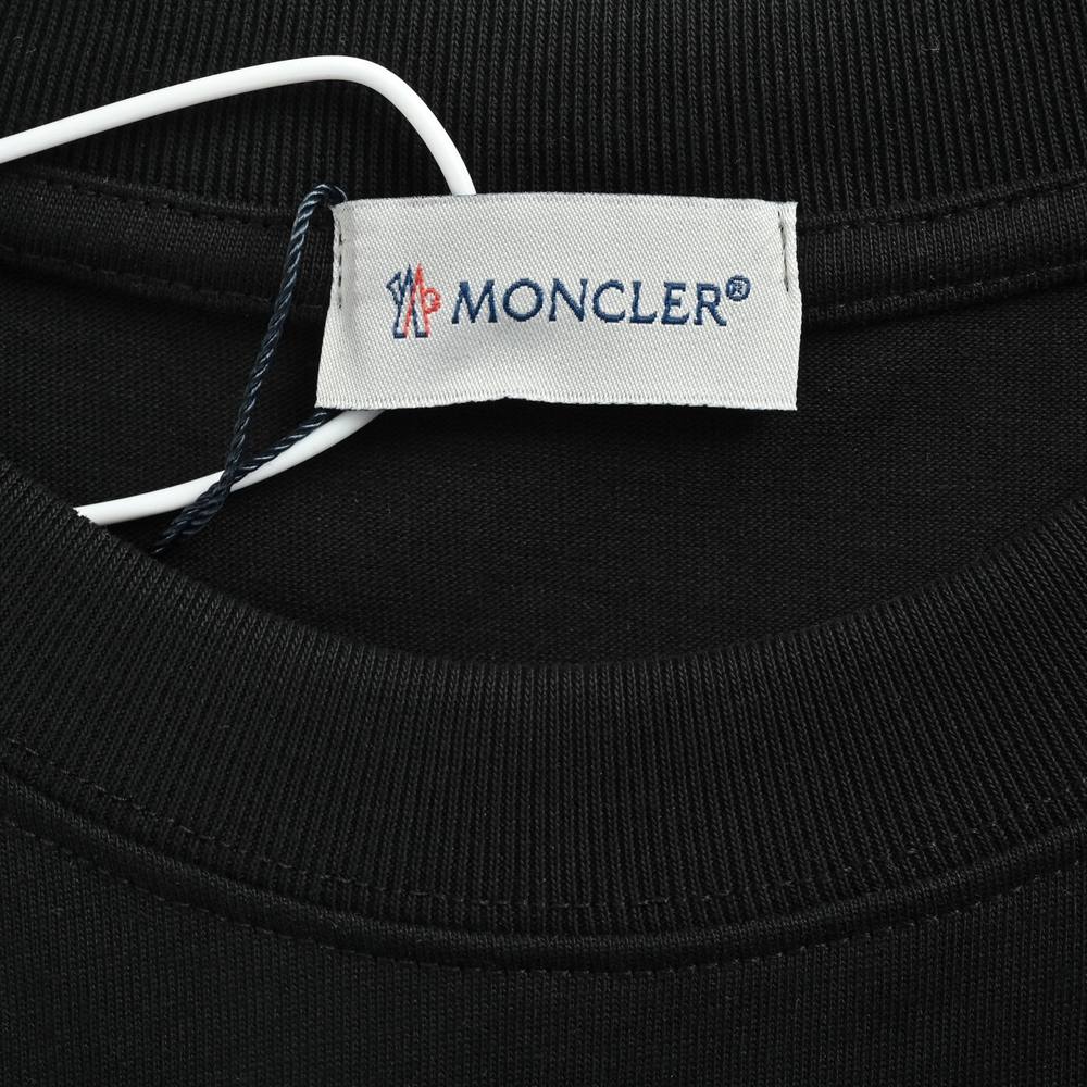 Moncler T-shirts-1124