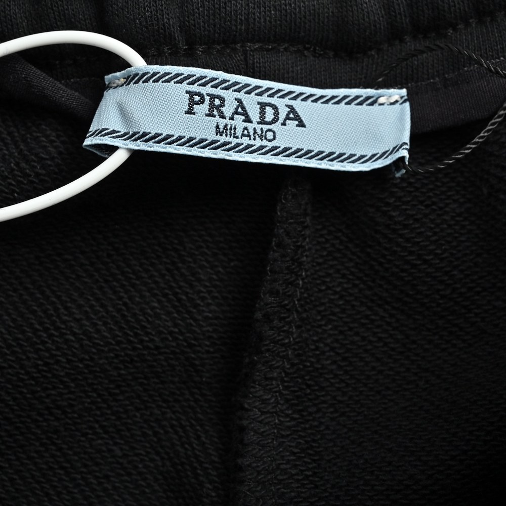 Prada Shorts-047