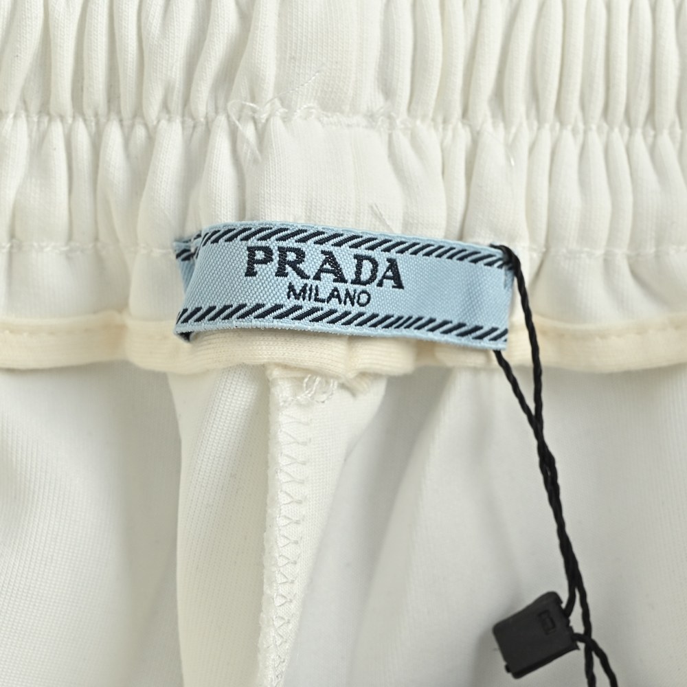 Prada Shorts-053