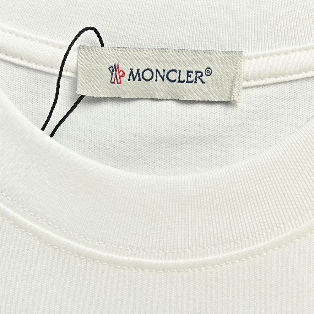 Moncler T-shirts-1110