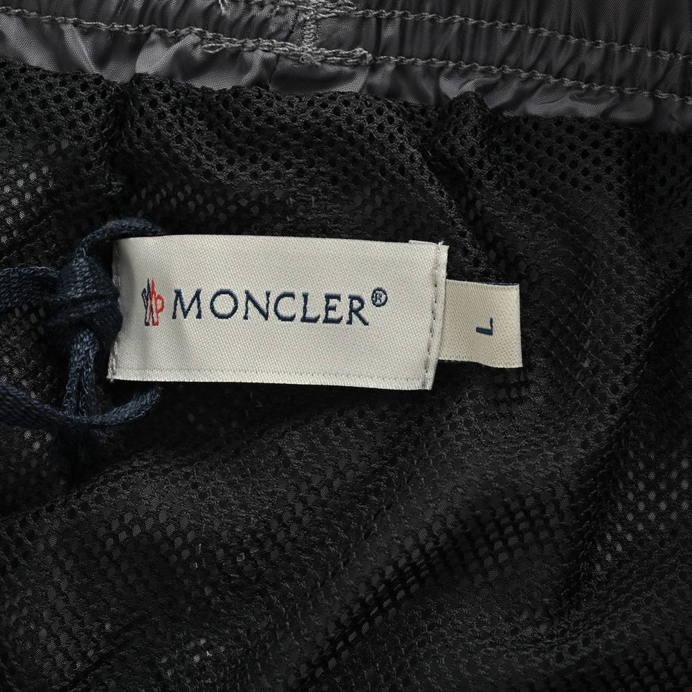 Moncler Shorts-086