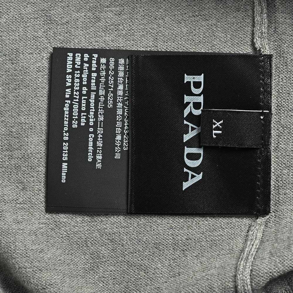 Prada Sweater-030