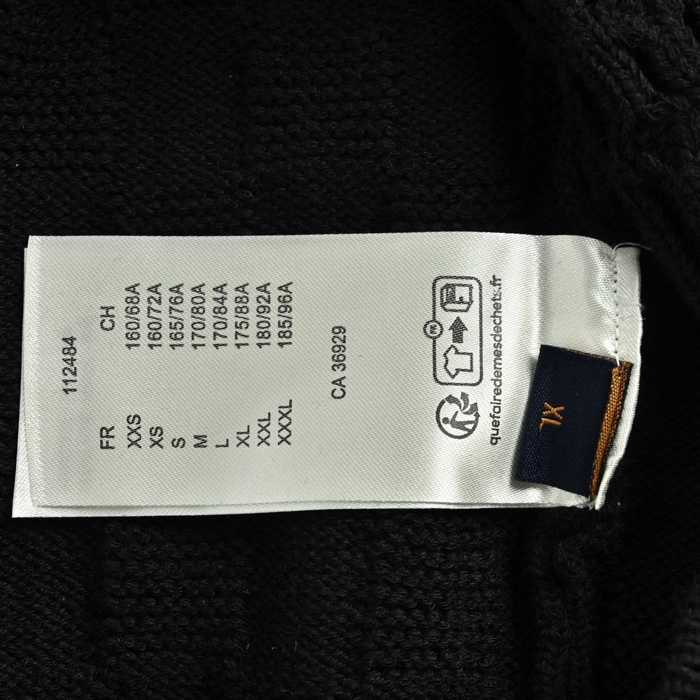 LV Sweater-491
