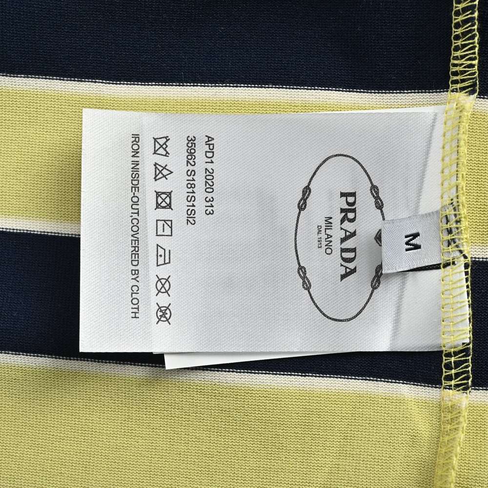 Prada T-shirts-560