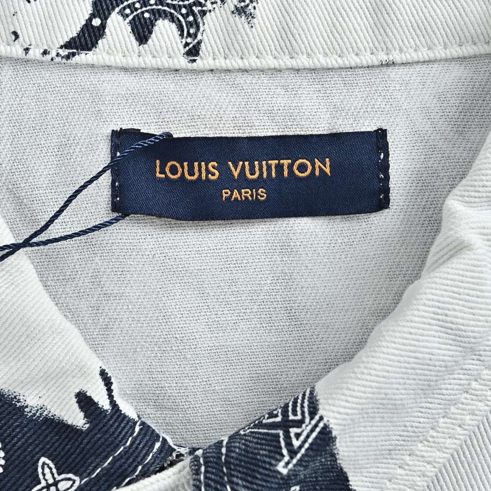LV Jacket-210