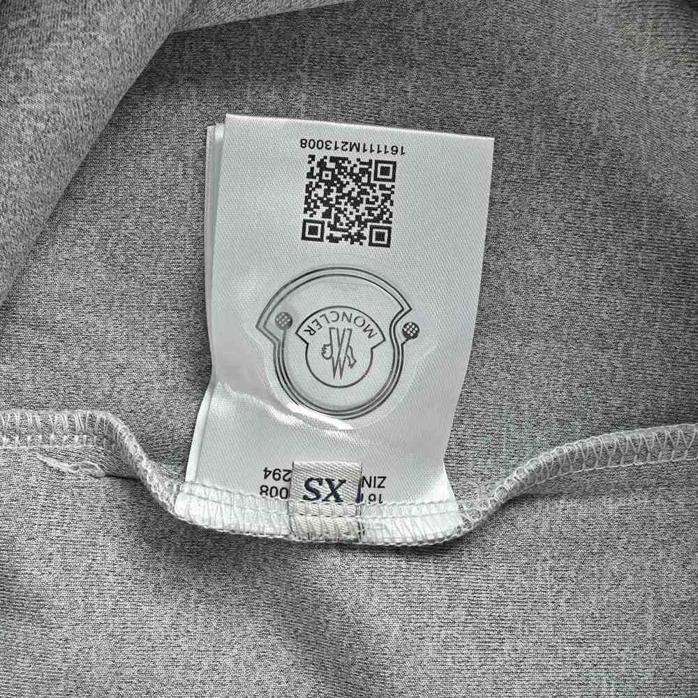 Moncler Shorts-100