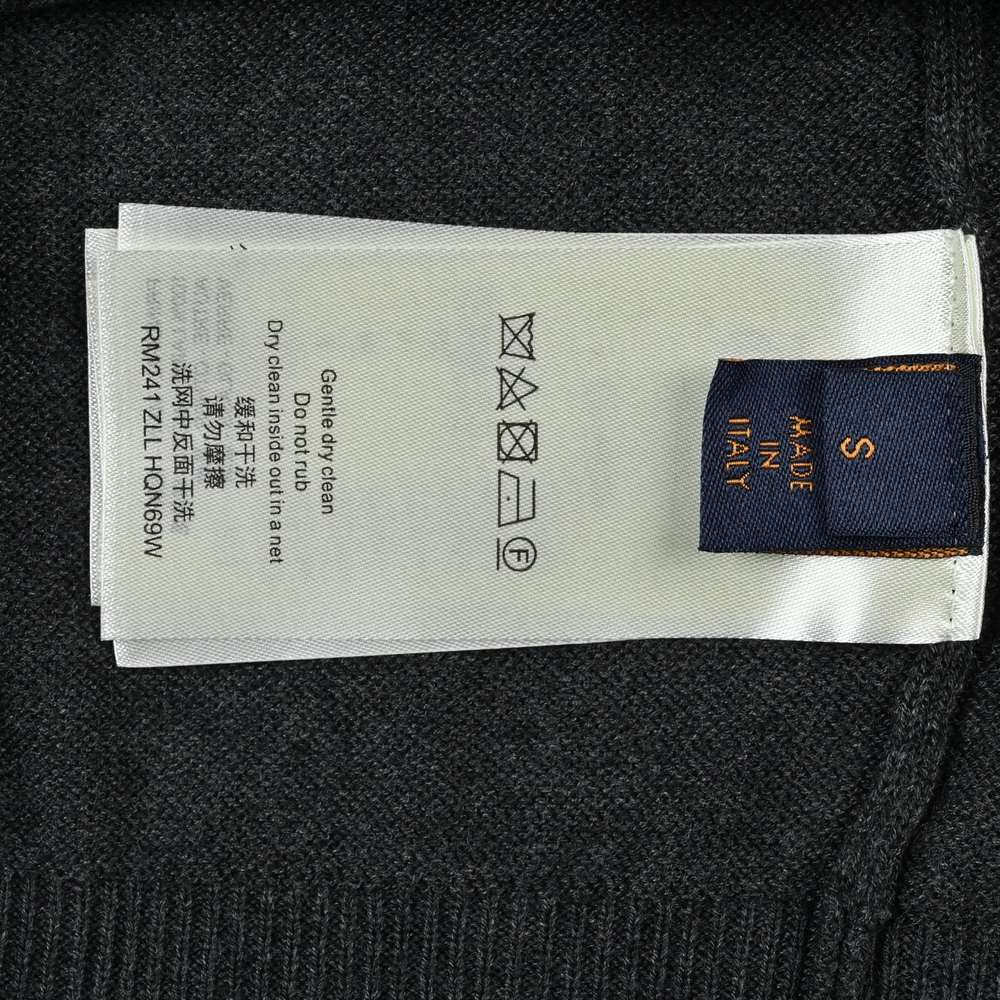 LV Sweater-460