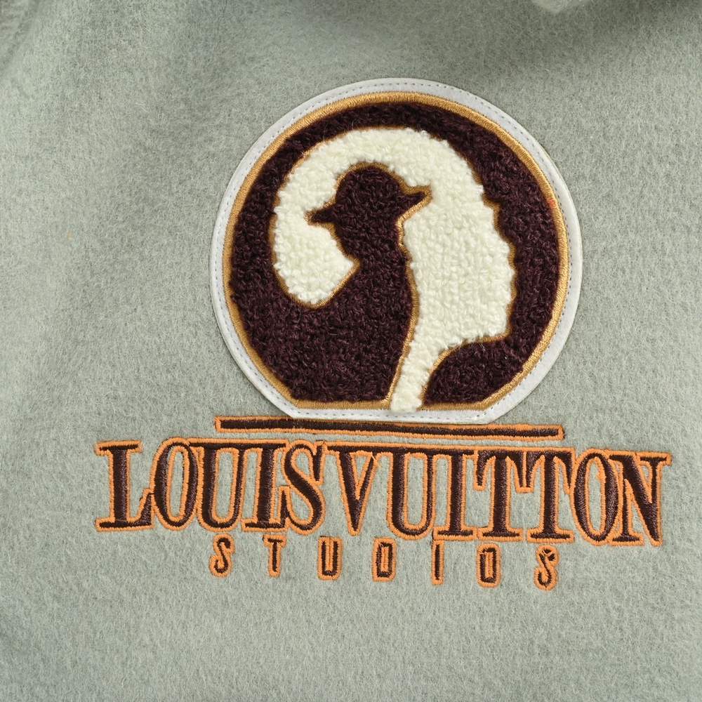 LV Jacket-331