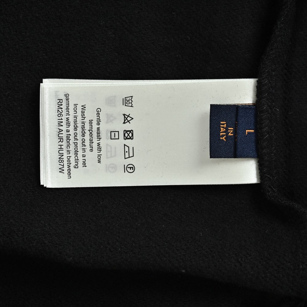 LV Hoody-114