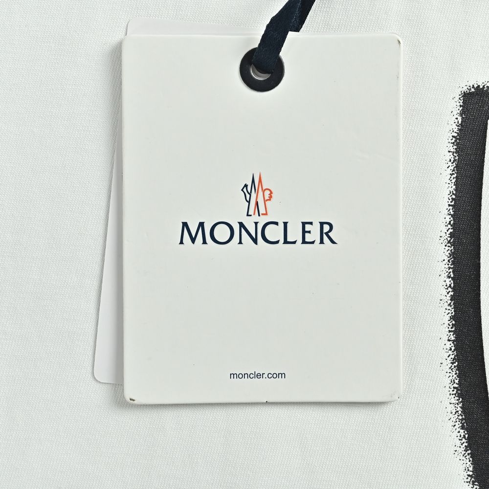 Moncler T-shirts-1098