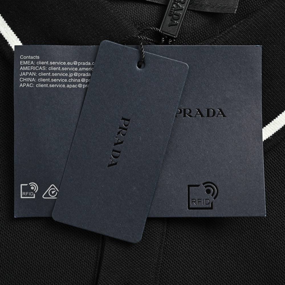 Prada Polo-015