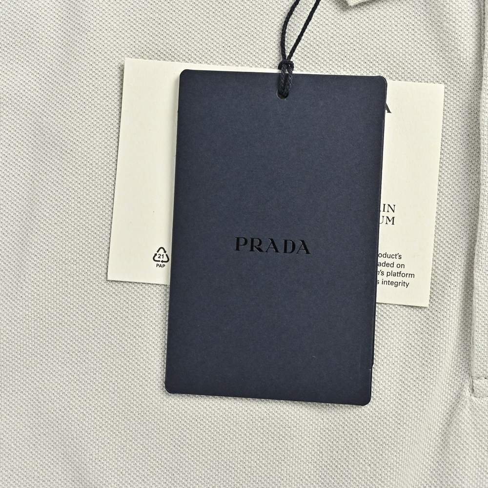 Prada Polo-019