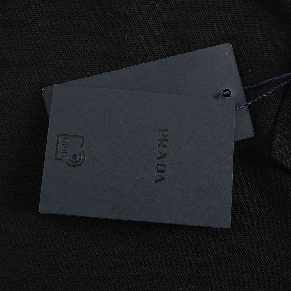 Prada Polo-006