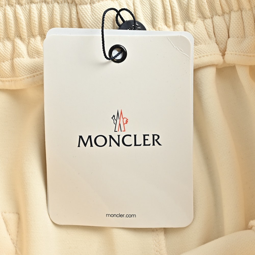 Moncler Shorts-097